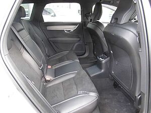 Volvo  Recharge T6 AWD R-Design