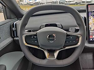 Volvo  Ultra Twin Motor AWD Performance