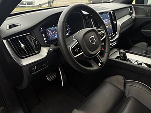Volvo  B4 (Diesel) AWD R-Design