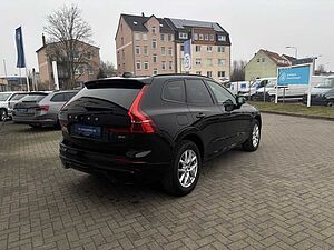 Volvo  B4 (Diesel) AWD R-Design