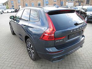Volvo  B4 Diesel Plus Dark Automatik
