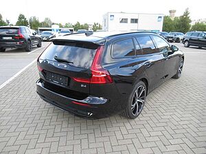 Volvo  B4 Benzin Ultra Dark Automatik