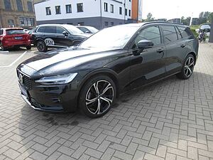 Volvo  B4 Benzin Ultra Dark Automatik