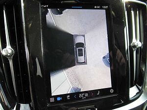 Volvo  B4 Benzin Ultra Dark Automatik
