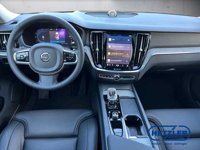 Volvo  CC