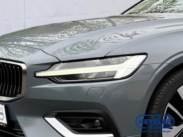 Volvo  Kombi Plus Bright B4 Diesel EU6d ACC HarmanKardon DAB Rückfahrkam. LenkradHZG