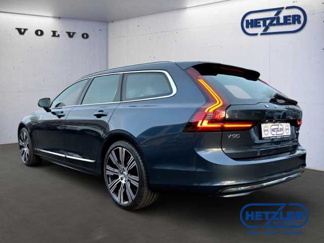Volvo  Kombi Plus Bright B4 Diesel EU6d ACC DAB 360 Kamera LenkradHZG