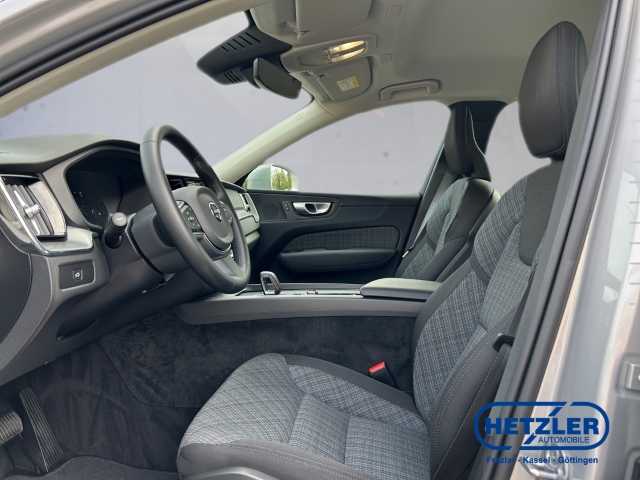 Volvo  Core 2WD B4 Benzin EU6d ACC DAB SHZ LenkradHZG