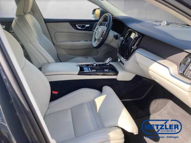 Volvo  Kombi Inscription Recharge Plug-In Hybrid AWD T6 Klimasitze Bowers & Wilkins DAB
