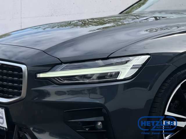 Volvo  Kombi R Design D4 EU6d-T Navi Soundsystem Bowers & Wilkins HEAD-UP-Display 360 G