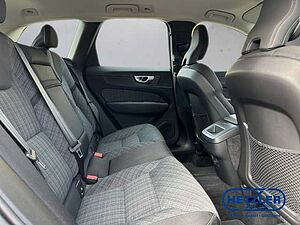 Volvo  Core 2WD B4 Benzin EU6d ACC DAB SHZ LenkradHZG