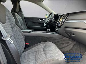 Volvo  Core 2WD B4 Benzin EU6d ACC DAB SHZ LenkradHZG