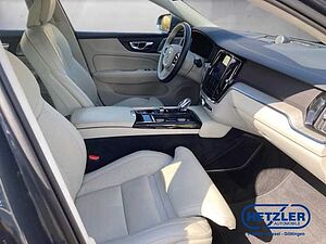 Volvo  Kombi Inscription Recharge Plug-In Hybrid AWD T6 Klimasitze Bowers & Wilkins DAB