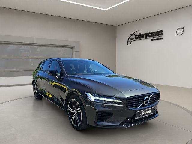 Volvo  T6 AWD Plug-in R Design NAVI LED 19LM PANO