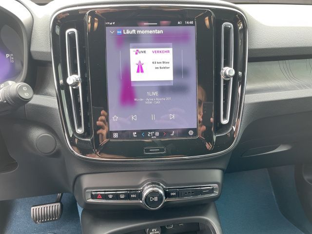 Volvo  Recharge Pure Electric  AHK NAVI 19LM GJR