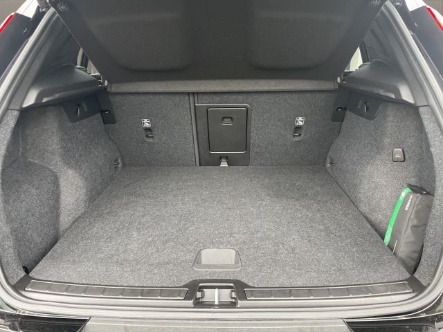 Volvo  T5 Recharge R-Design NAVI STANDH.19LM LED