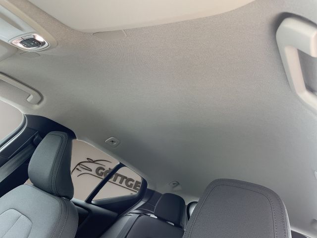 Volvo  T2 Momentum Pro LED 18LM NAVI SITZH. KAMERA