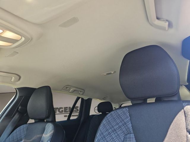 Volvo  B4 CORE LED NAVI ACC PDC KAMER 18LM