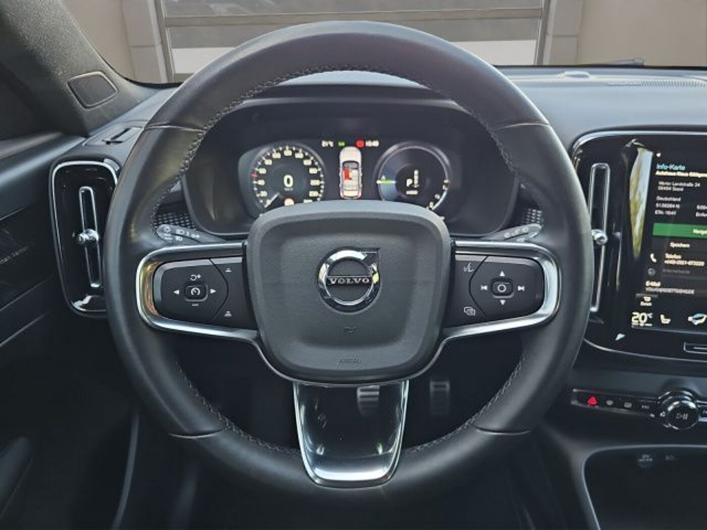 Volvo  T5 Plug-in Rech. R-Designe AHK NAVI LED