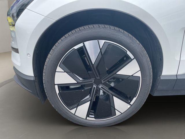 Volvo  Twin Motor Performance AWD Ultra NAVI