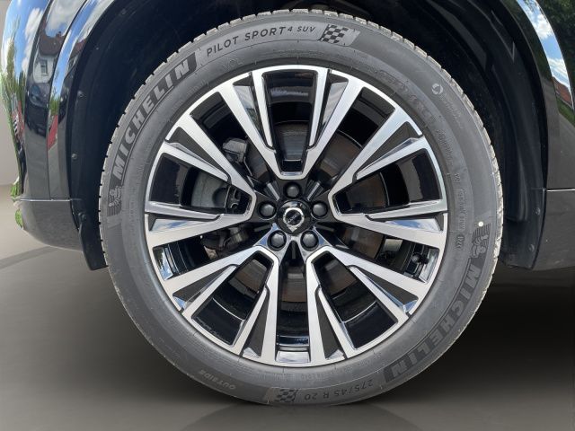 Volvo  T8 AWD ULTRA BRIGHT 7SITZ NAVI PANO 20LM
