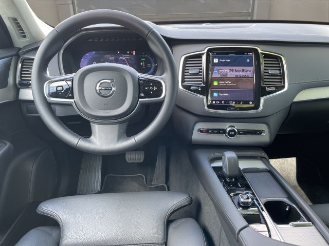 Volvo  T8 AWD ULTRA BRIGHT 7SITZ NAVI PANO 20LM