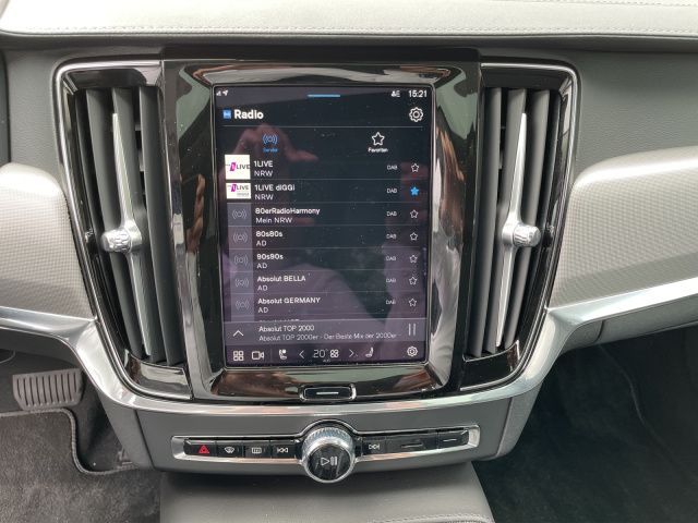 Volvo  T8 AWD Recharge Ultimate Dark PANO NAVI