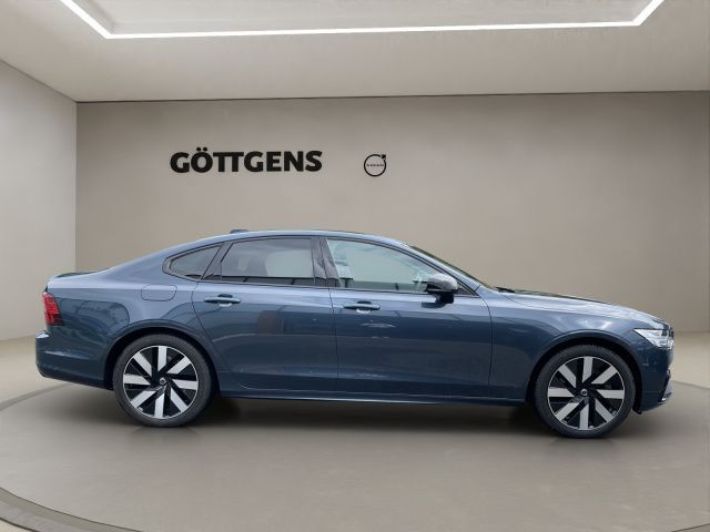 Volvo  T8 AWD Recharge Ultimate Dark PANO NAVI