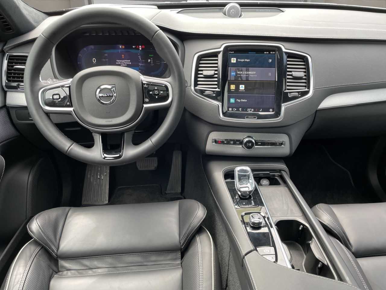 Volvo  Rech. Ultimate T8 AWD Dark 7SITZ PANO 360°