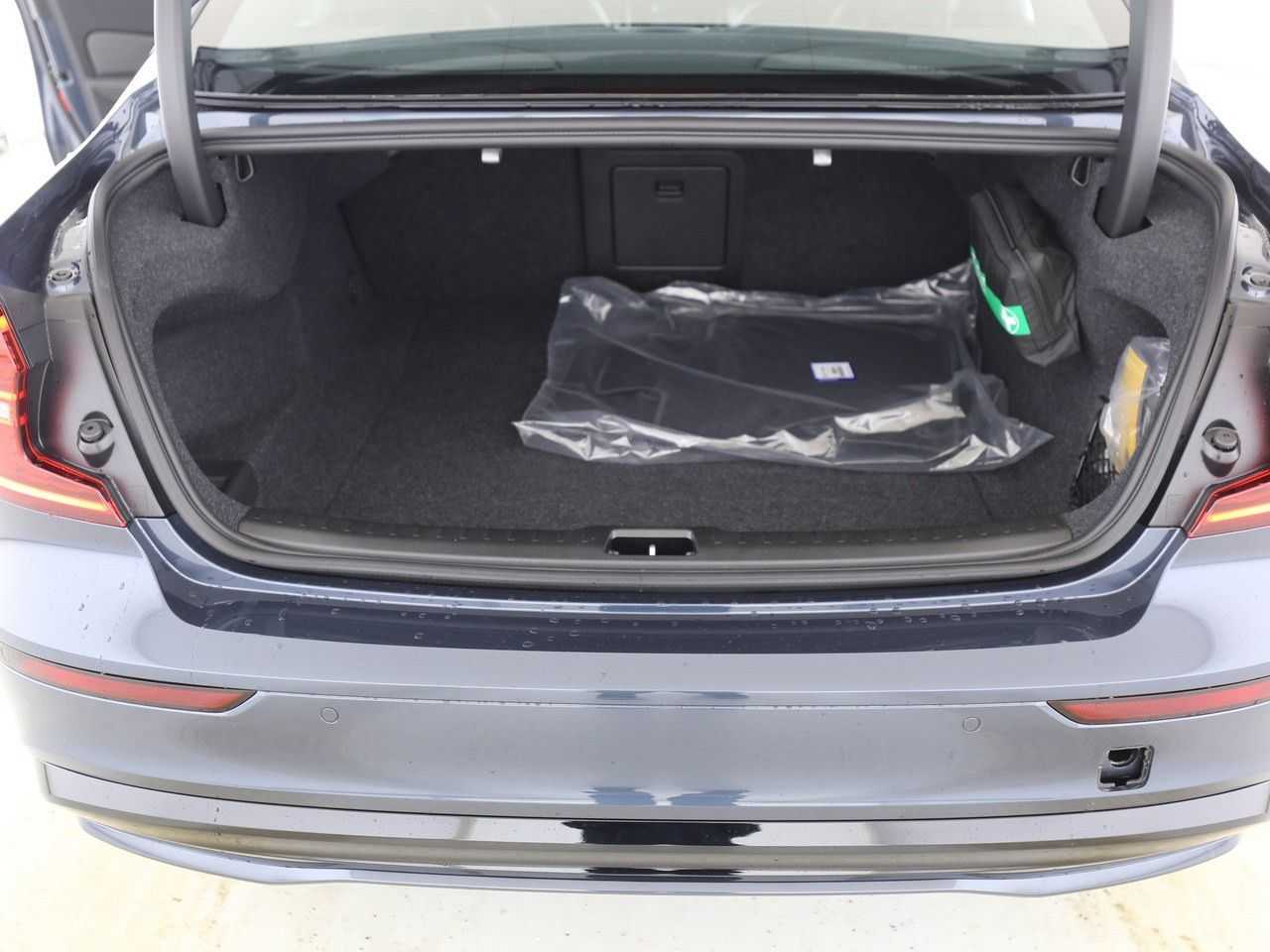 Volvo  T8 AWD Recharge Ultimate LED SD NAVI 19LM