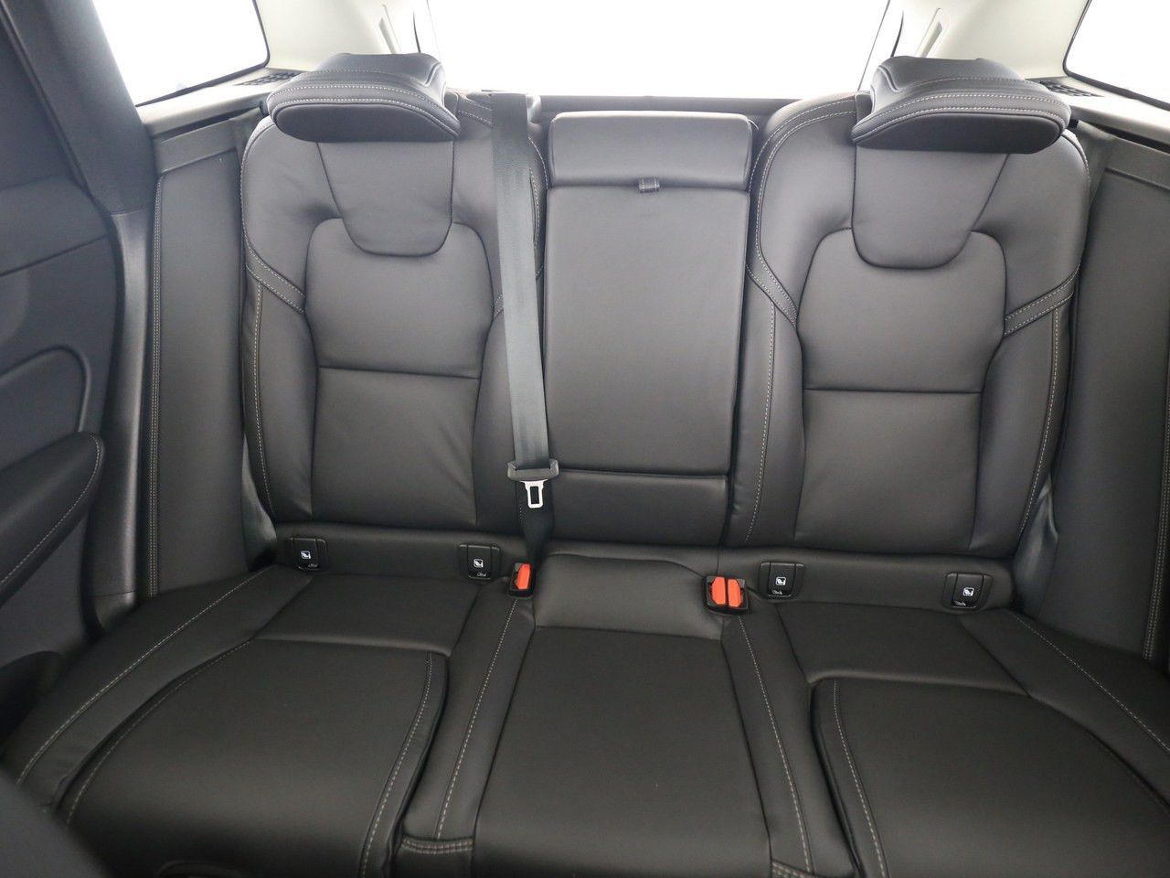 Volvo  T8 AWD Recharge Ultimate MASAGE B