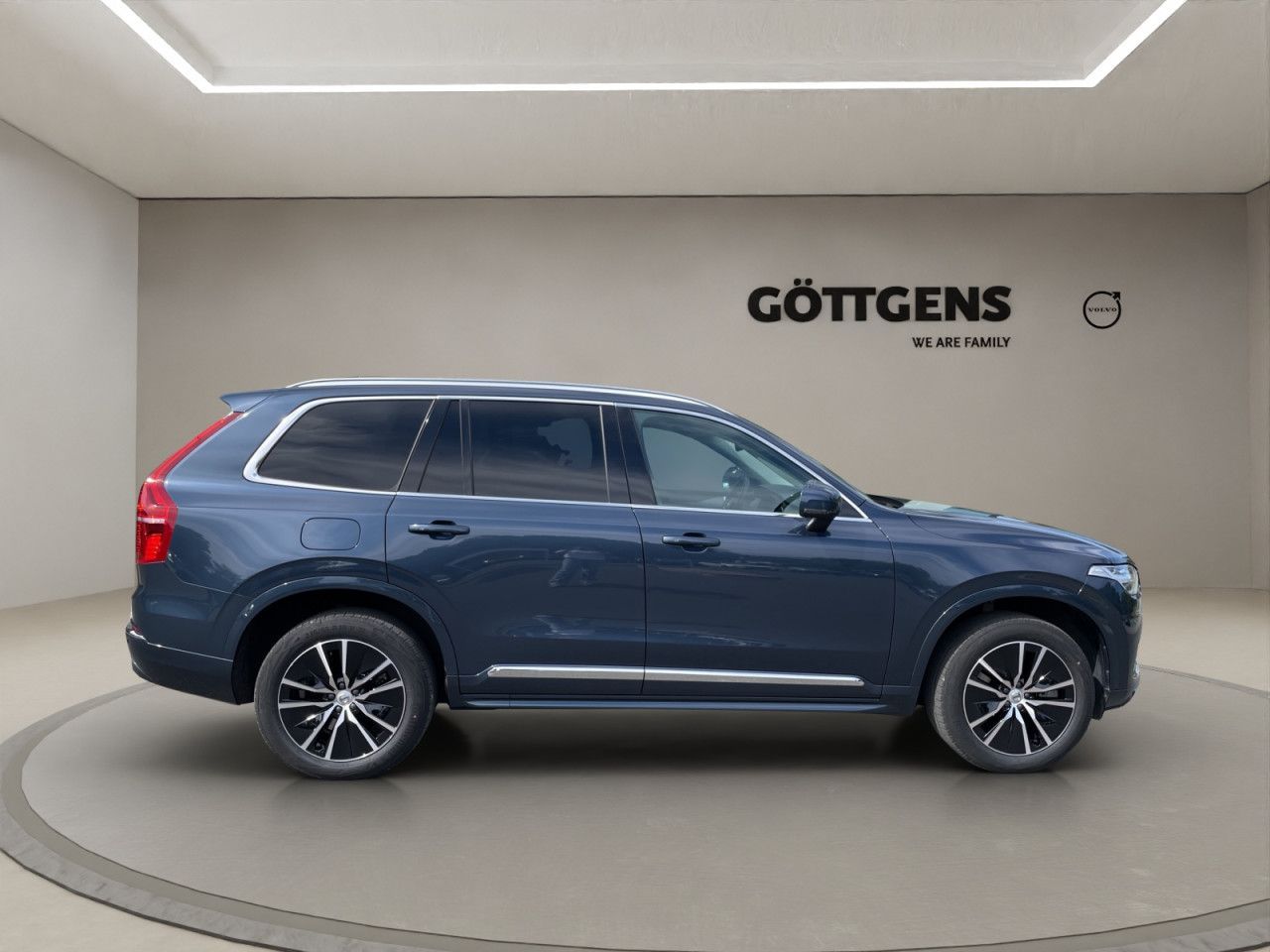 Volvo  T8 AWD Plug-in Core Bright NAVI KAMERA