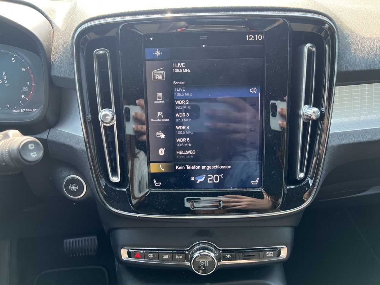 Volvo  T4 Momentum PRO NAVI LED H&K KMERA 18LM