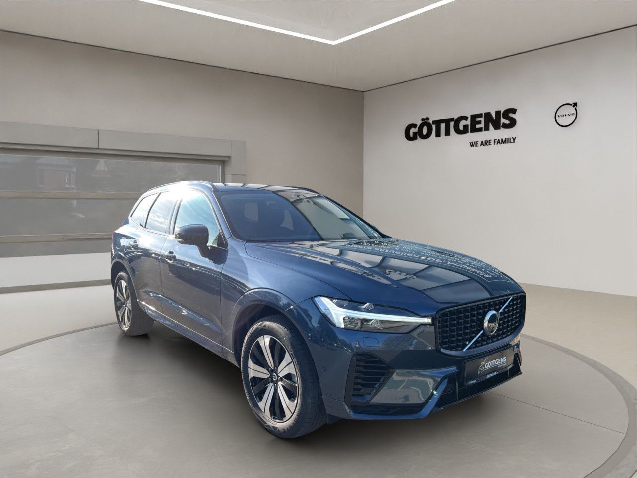 Volvo  T6 AWD Plus Dark AHK BUSINESS LED 360° H&K