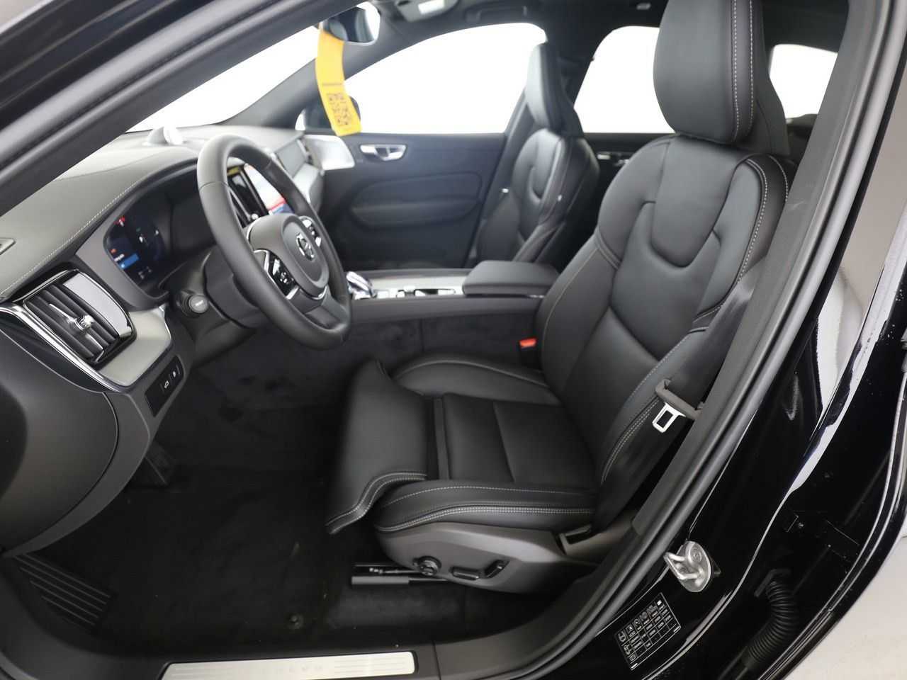 Volvo  T8 AWD Black Edition Ultra AHK LUFT MASSAGE