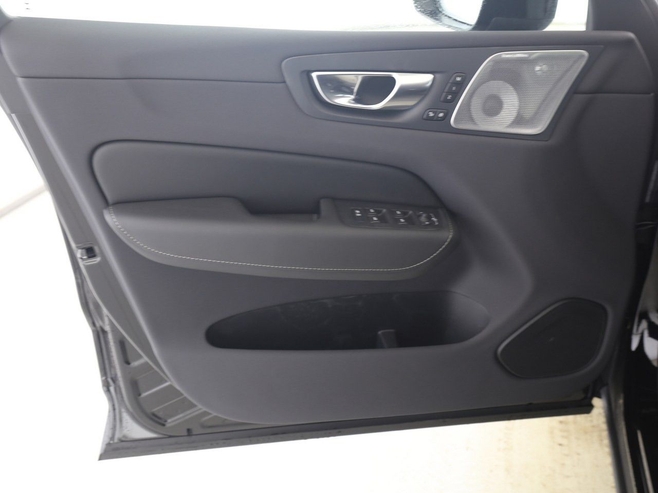 Volvo  T8 AWD Black Edition Ultra AHK LUFT MASSAGE