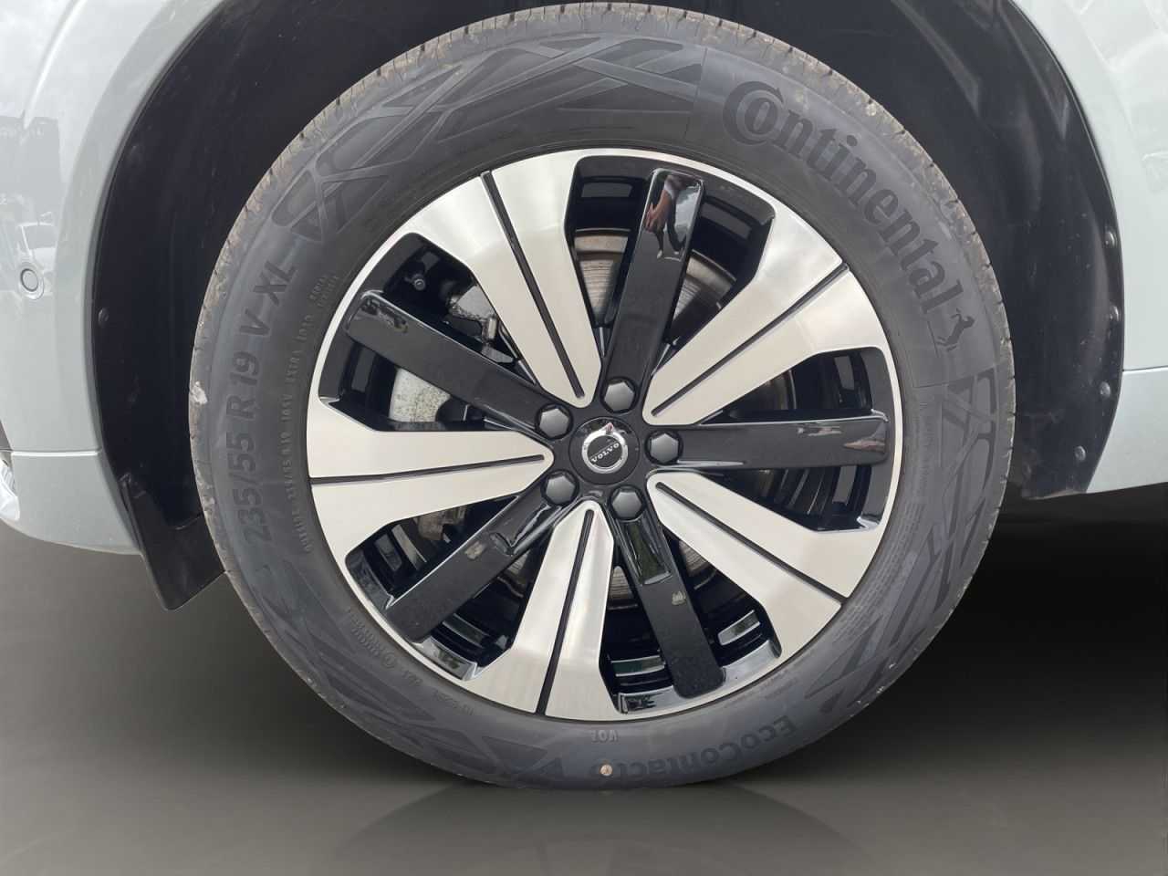 Volvo  T6 AWD Plus Dark BUSINESS LED
