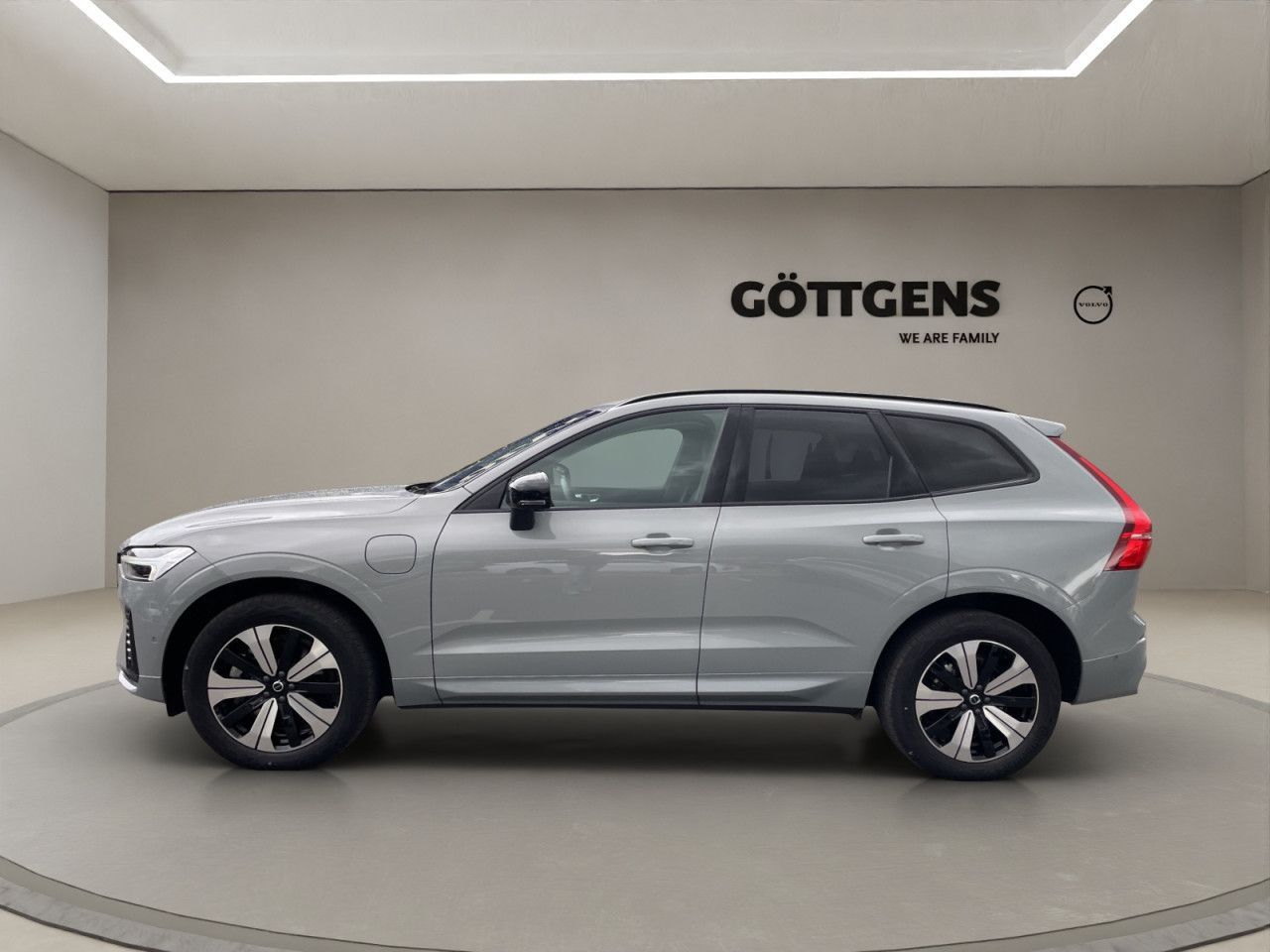 Volvo  T6 AWD Plus Dark BUSINESS LED