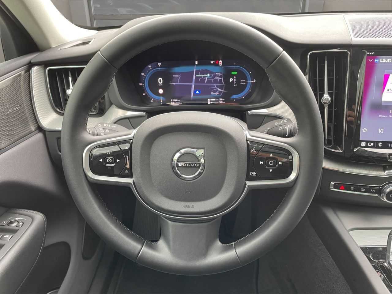 Volvo  T6 AWD Plus Dark BUSINESS LED