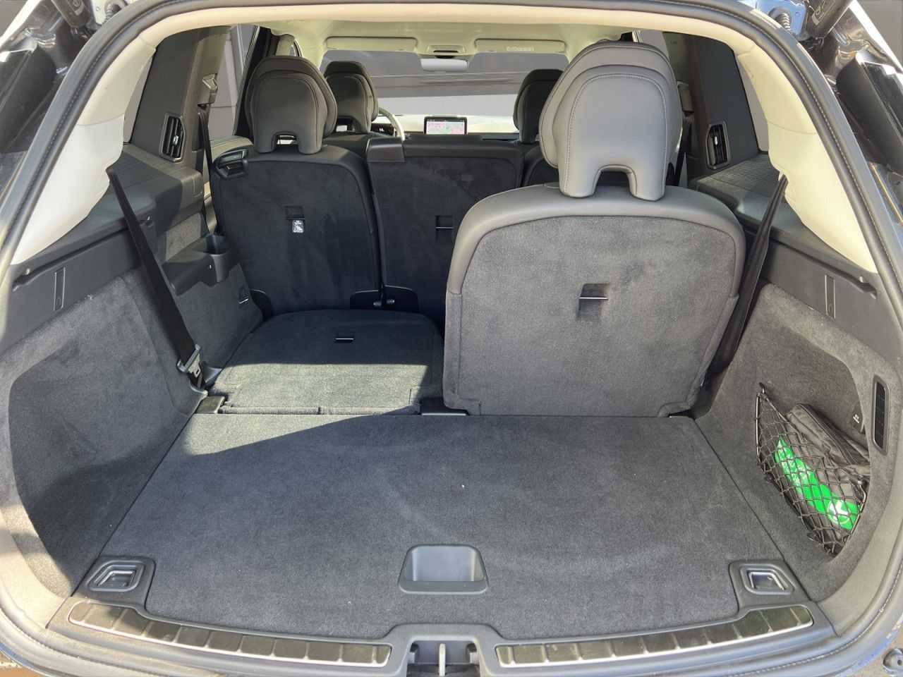 Volvo  Twin Motor AWD Ultra 7SITZ LED PANO 21LM