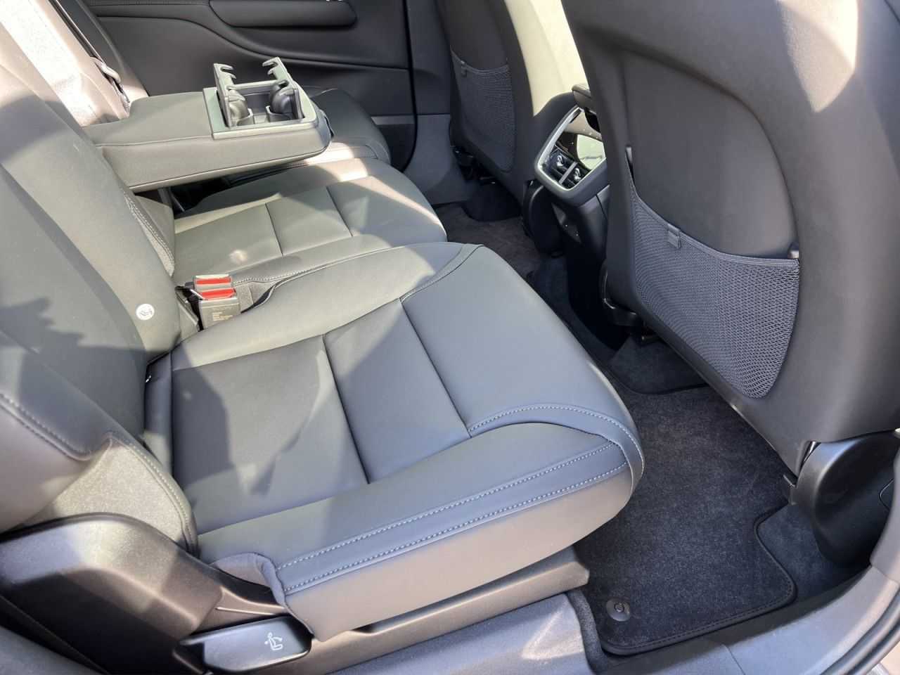 Volvo  Twin Motor AWD Ultra 7SITZ LED PANO 21LM