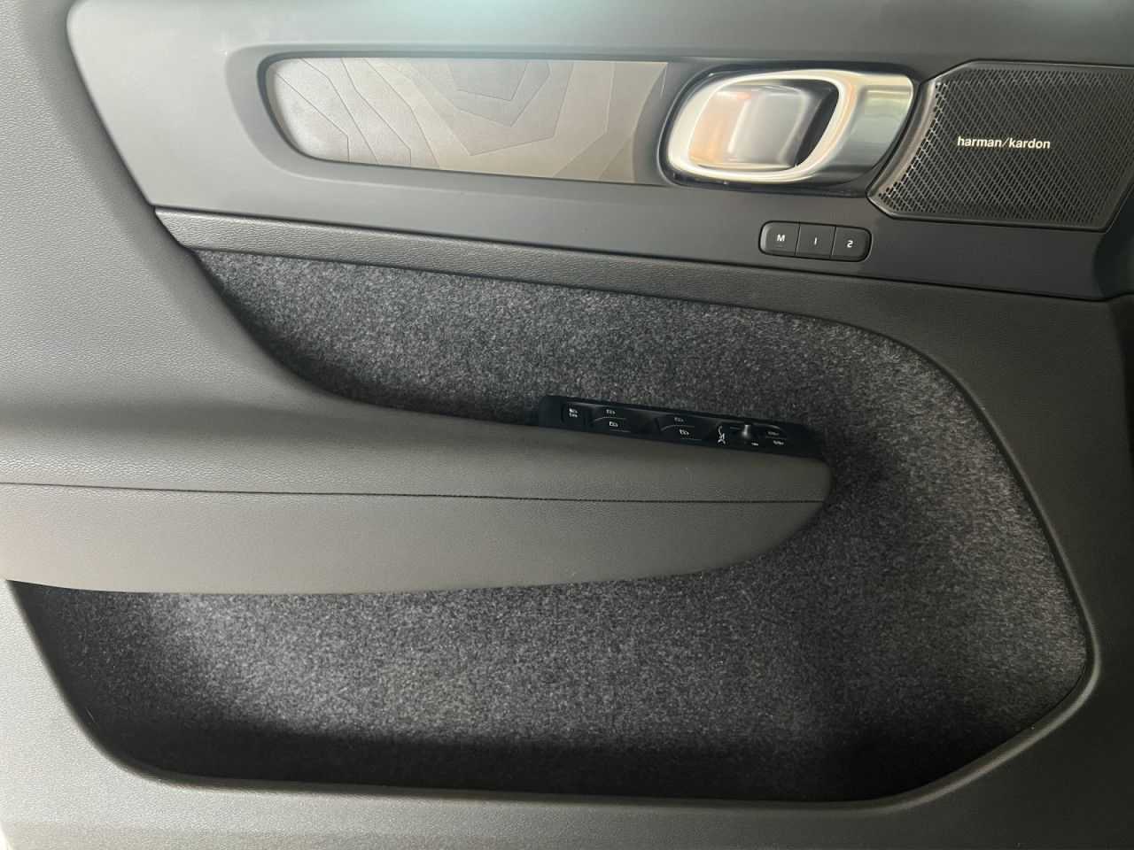 Volvo  Recharge Twin Motor Ultimate AHK LED NAVI