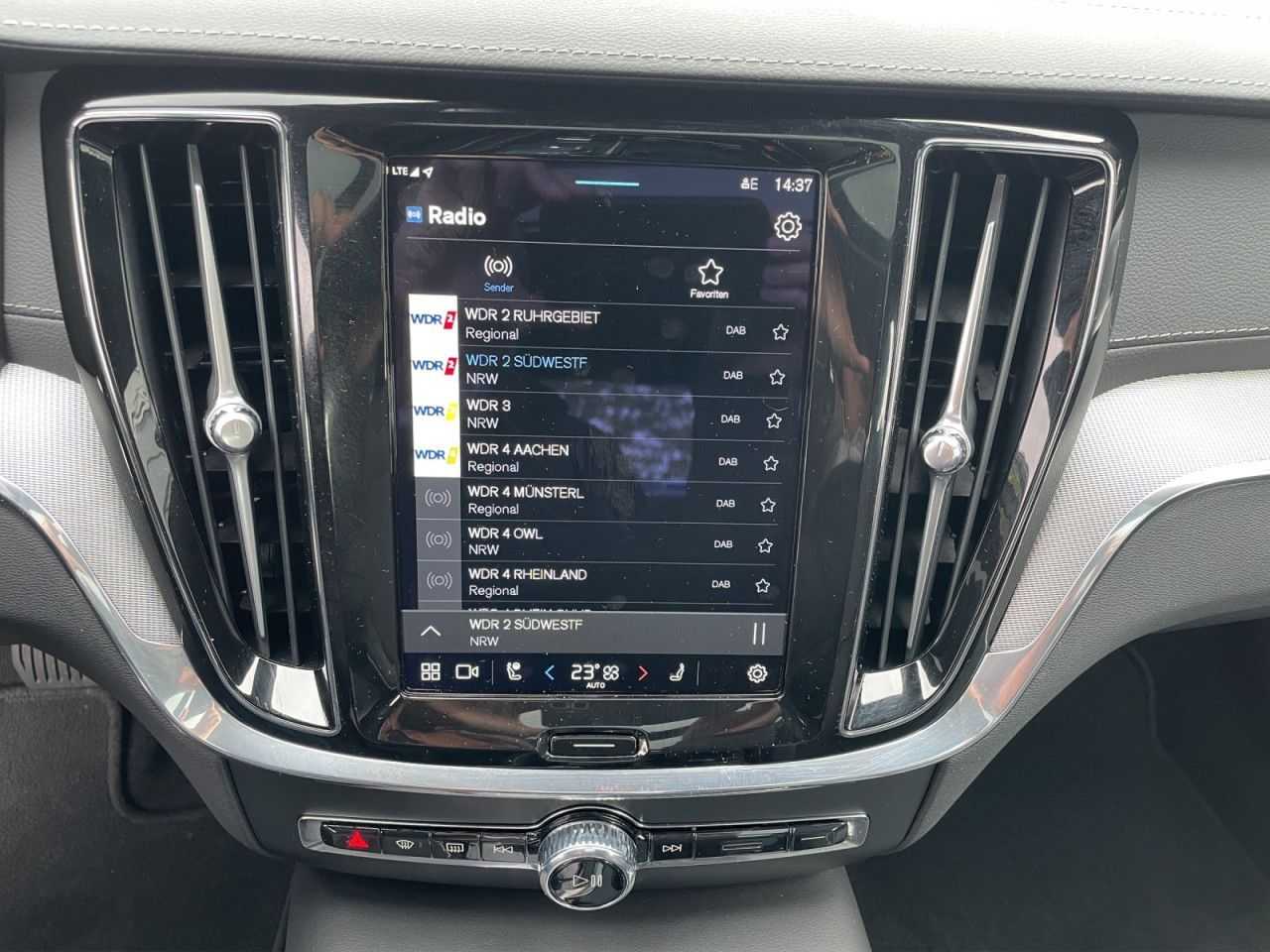 Volvo  T8 AWD Recharge Ultimate LED SD NAVI 19LM