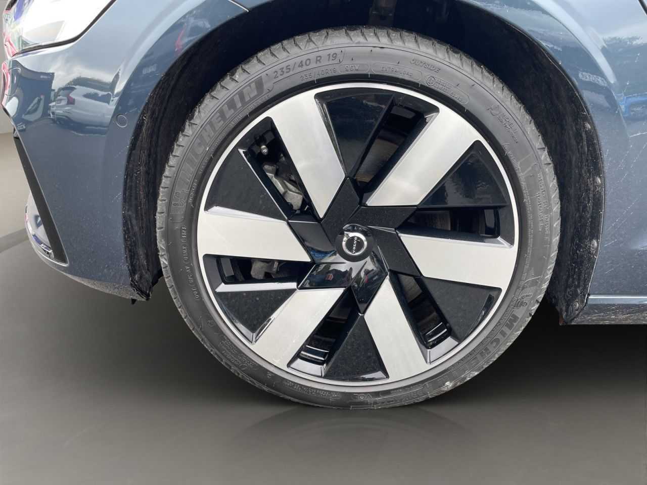 Volvo  T8 AWD Recharge Ultimate LED SD NAVI 19LM