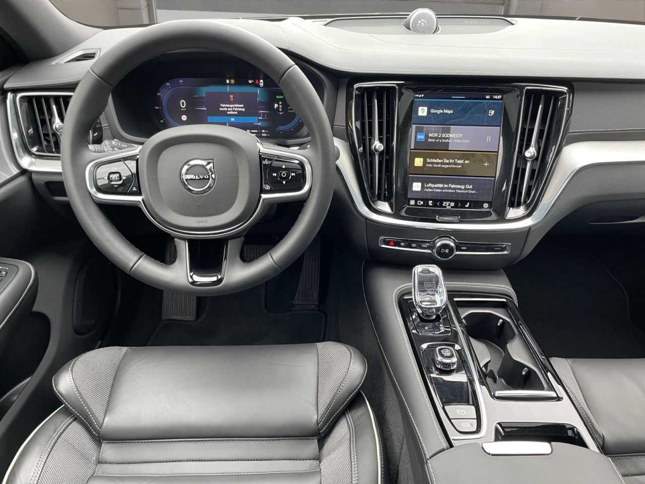 Volvo  T8 AWD Recharge Ultimate LED SD NAVI 19LM