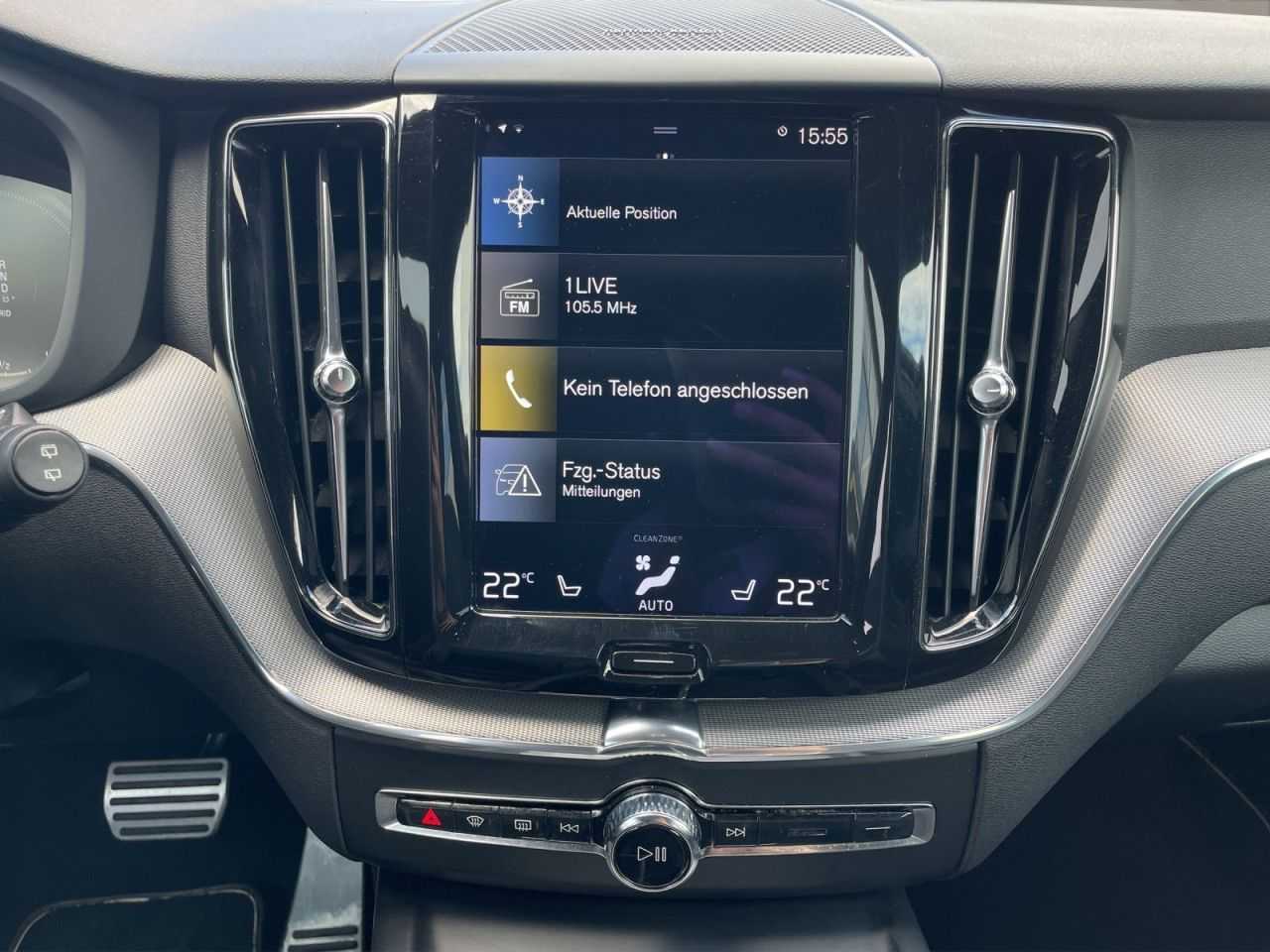 Volvo  T6 Plug-In RECHARGE R-DESIGN  HUD LED 22LM