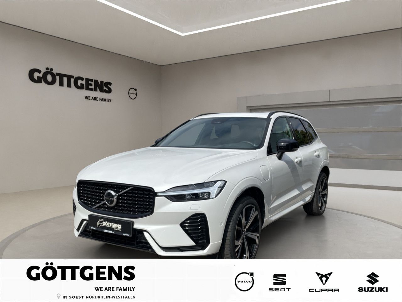 Volvo  T8 AWD Recharge R-Design LED