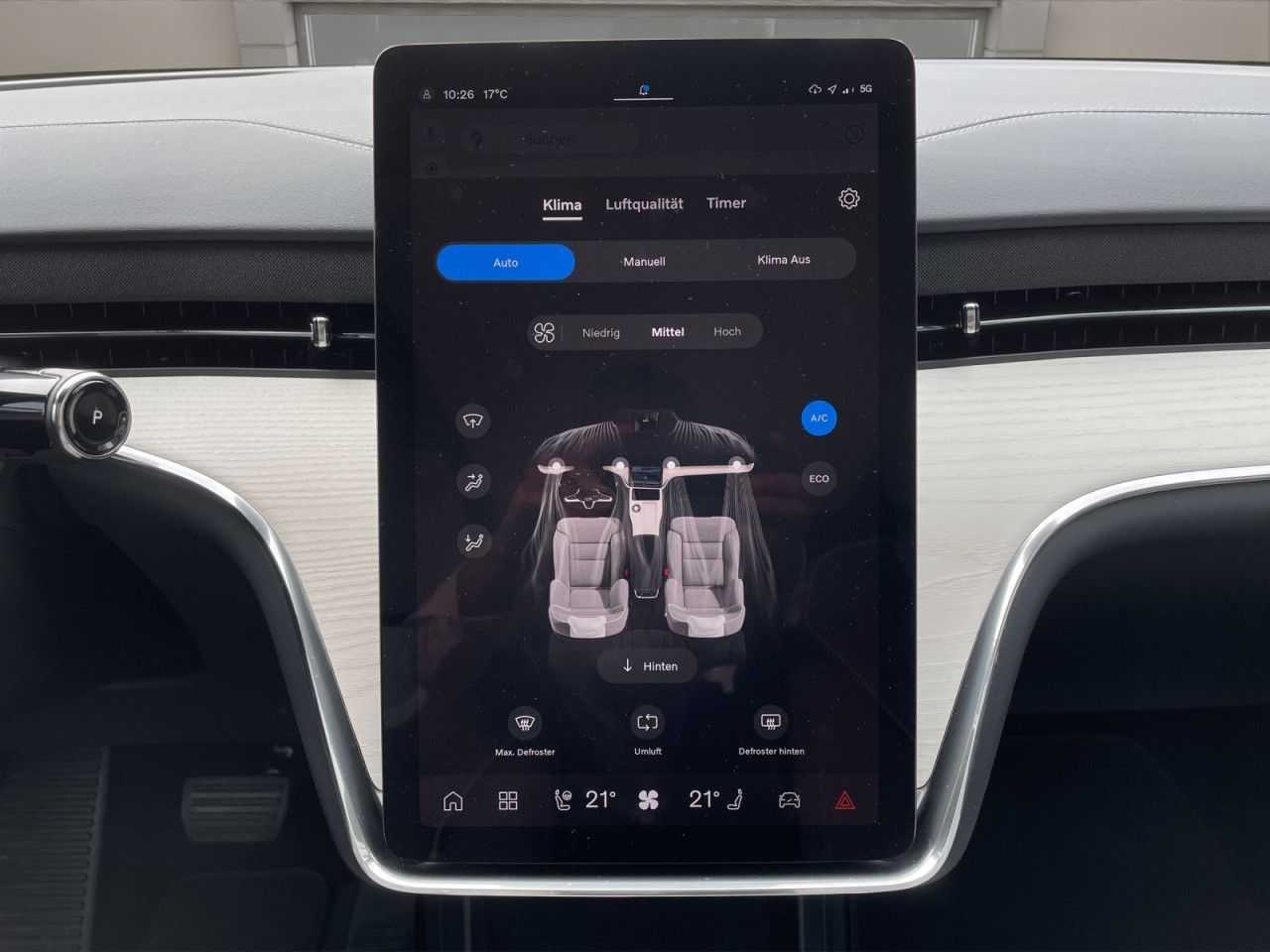 Volvo  Twin Motor AWD Ultra 7 AHK LUFT B&W 21LM