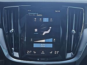 Volvo  T6 AWD Plug-in R Design NAVI LED 19LM PANO