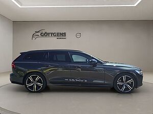 Volvo  T6 AWD Plug-in R Design NAVI LED 19LM PANO